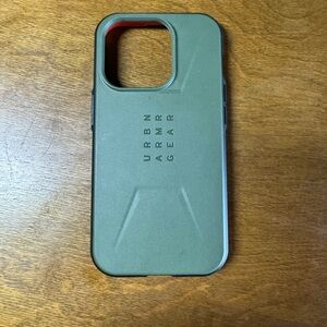 Urban armor gear iPhone 15 pro